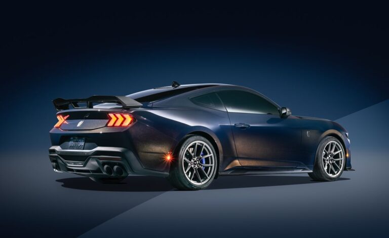 2024 Ford Mustang Dark Horse Is a Badass New Breed of Pony