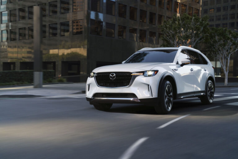 2024 Mazda CX-90 PHEV : Obscene Power With Compromises…