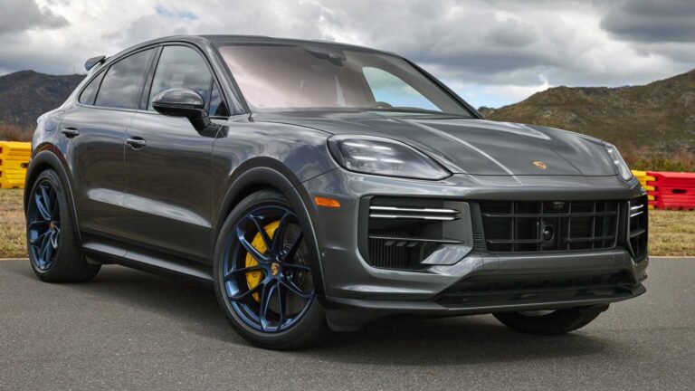 The 2024 Porsche Macan T…. Truly unstoppable